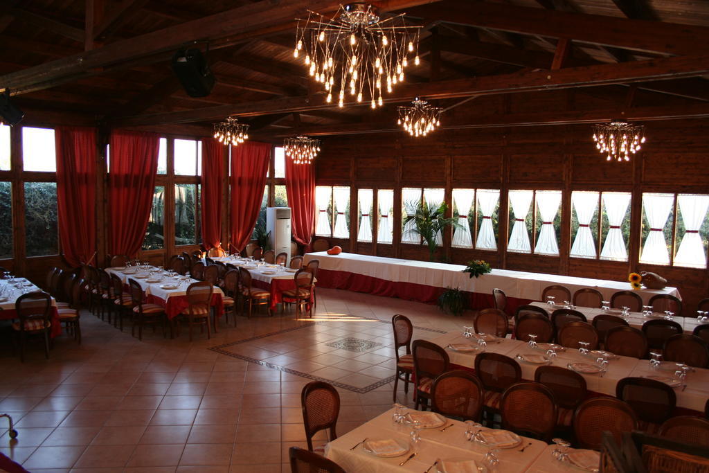 Agriturismo Antico Leccio Hotel Gioia Del Colle Exterior foto